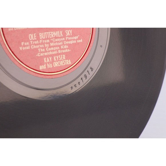 Kay Kyser - Ole Buttermilk Sky/On The Wrong Side Of You 1946 78rpm Record 37073 - Picture 6 of 16